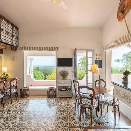 Bellavista, Private Pool & View Villa *