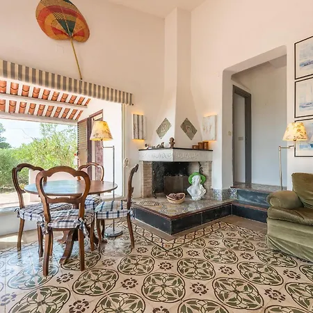 Bellavista, Private Pool & View 빌라